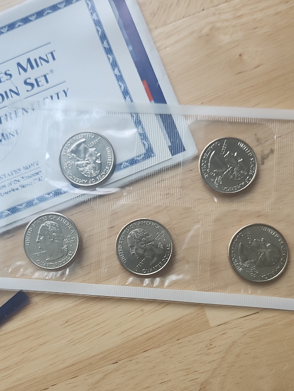 2002 United States Mint Uncirculated Coin Sets Denver And Philadelphia Mints - Picture 7 of 7